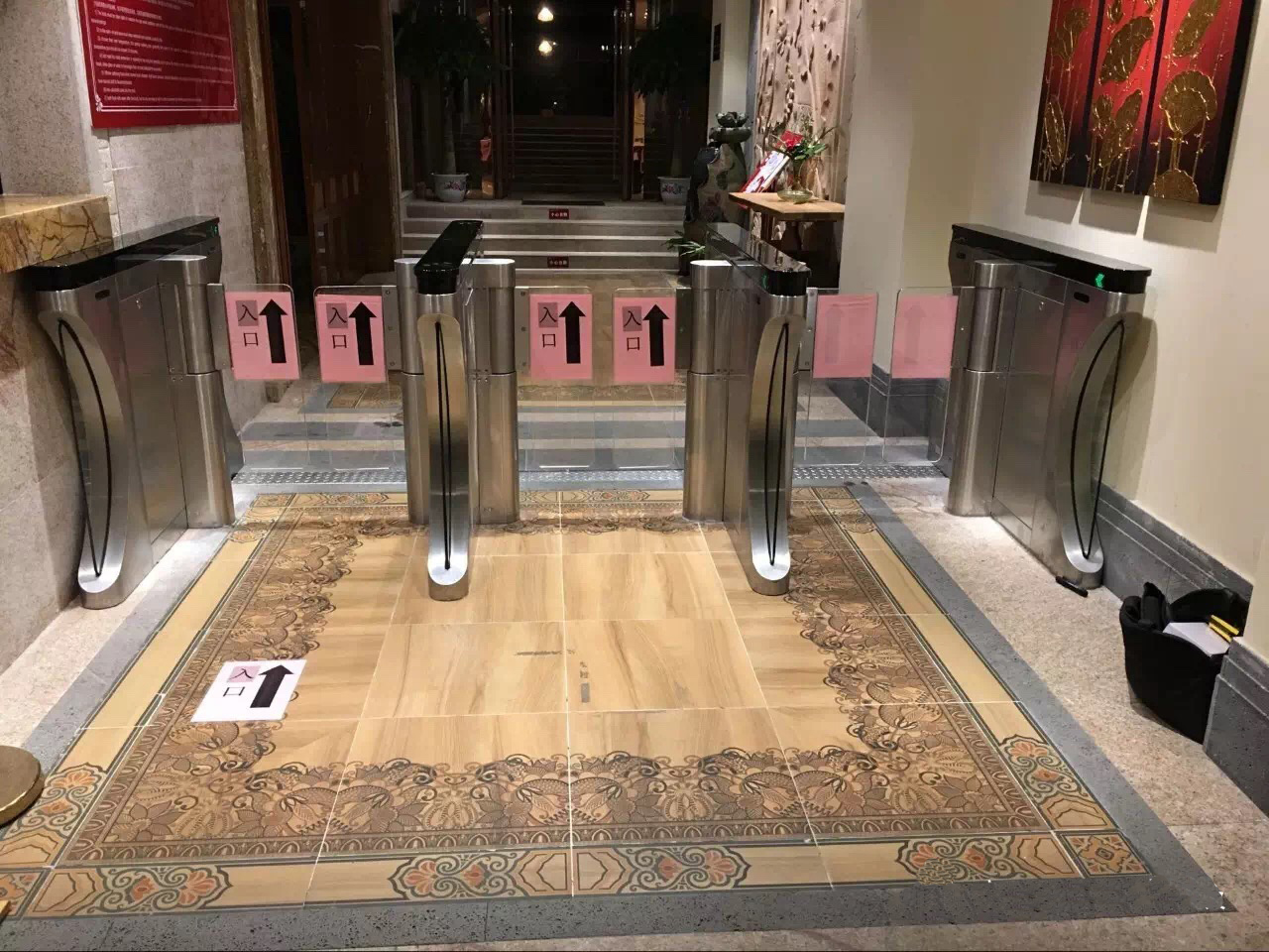 賀州西溪溫泉度假村速通門