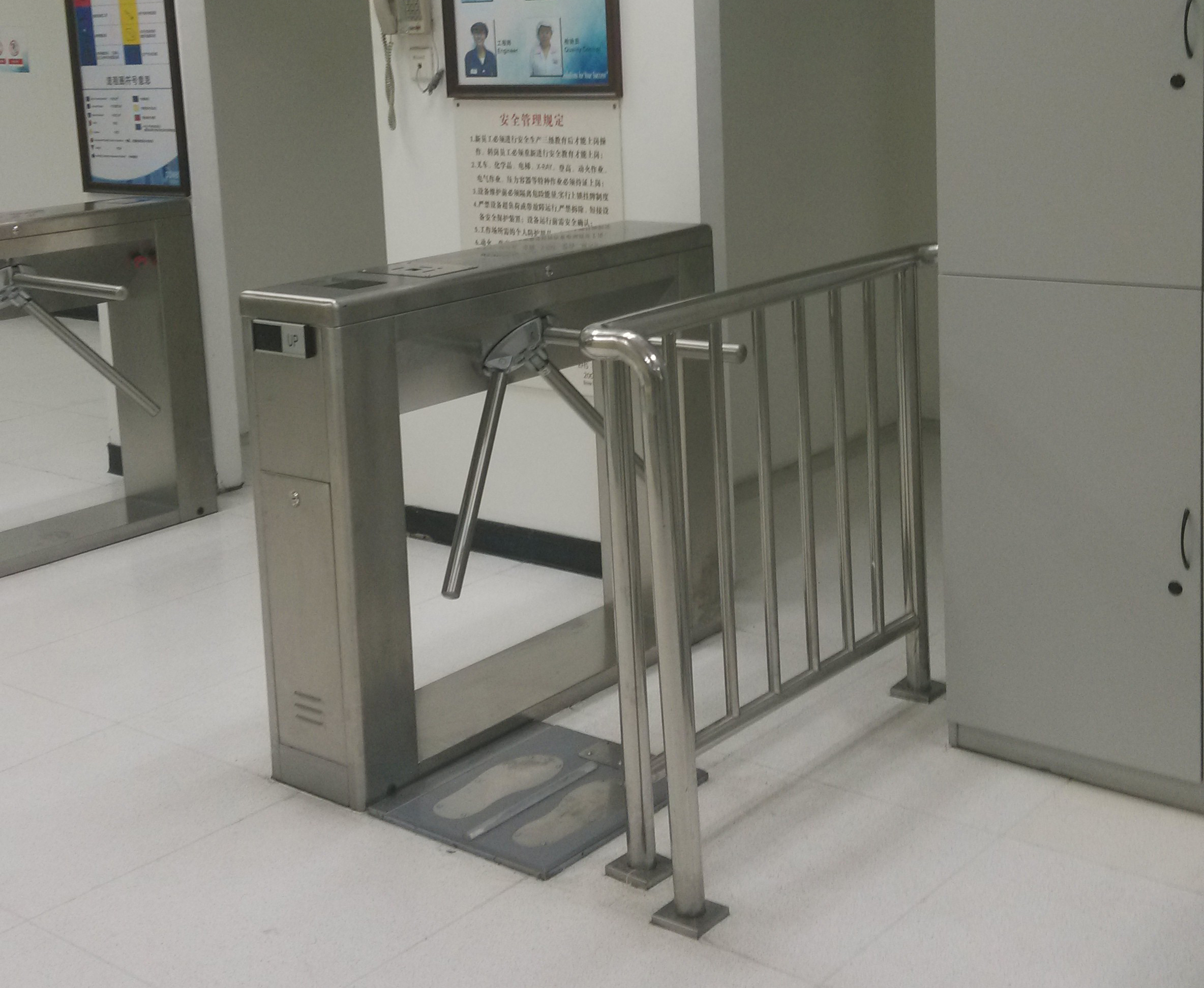 電子廠靜電測試儀閘機(jī)