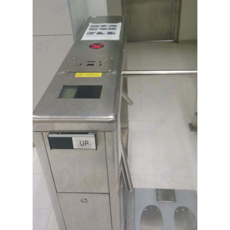 蘇州某電子廠內(nèi)部車間進(jìn)出口